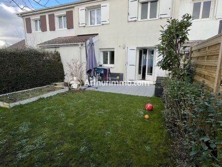 Location Maison 4 pièces 83 m2 à Saint-Germain-Lès-Corbeil - Photo 4