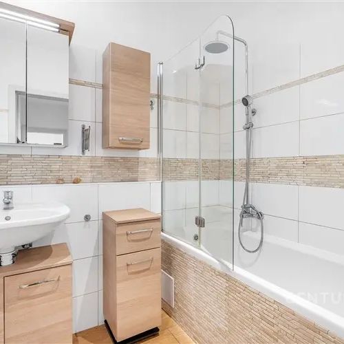Světlý byt 3+kk (67 m - Фото 1