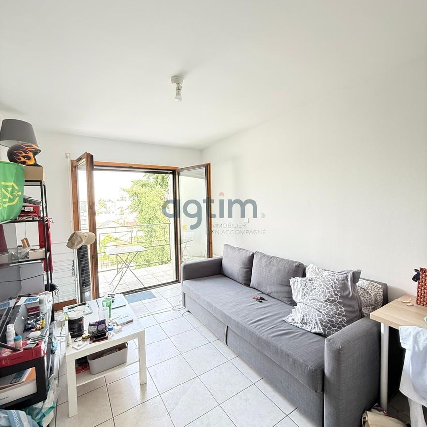 Location Appartement 1 pièce 26m² LA ROCHE SUR YON 85000 - Photo 1