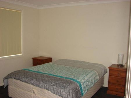 BEAUTIFULLY APPOINTED AND FULLY FURNISHED TWO (2x) BEDROOM FREE STANDING MODERN BRICK DWELLING WITH GARAGE - Photo 5