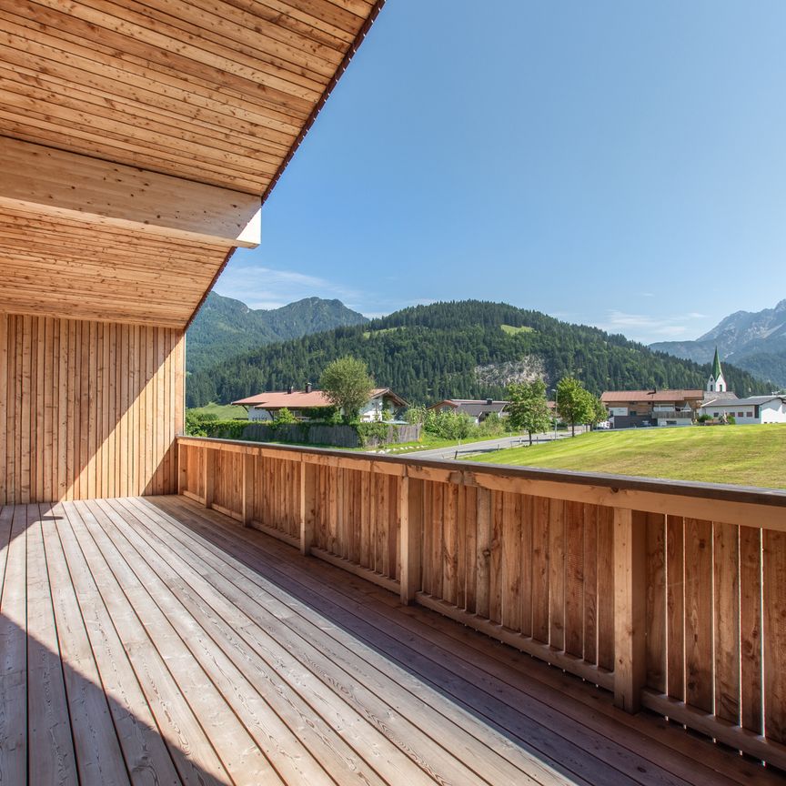 Dachgeschosswohnung mit Weitblick - Foto 1