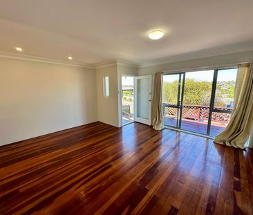 Three Bedroom Unit, New Windsor - Photo 1