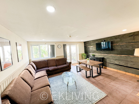 All Professional House Share - Bills Included - Harriet Street Room 9 - Photo 1