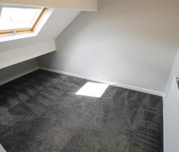 4 bedroom terraced house to rent - Photo 4