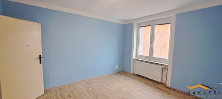 Pronájem bytu 2+1 65 m² - Fotografie 3