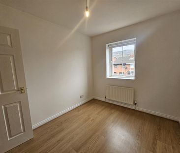 Apartment 13A, 16 Old Suffolk Road, - Photo 1