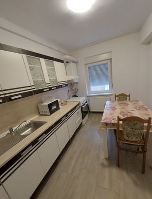 Apartament cu 2 camere, bloc nou, Cetate - Fotografie 1