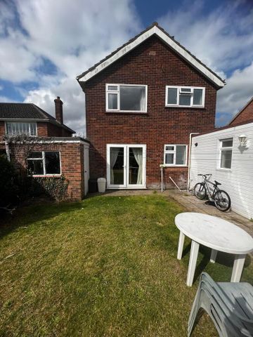 5 bedroom terraced house to rent - Photo 5