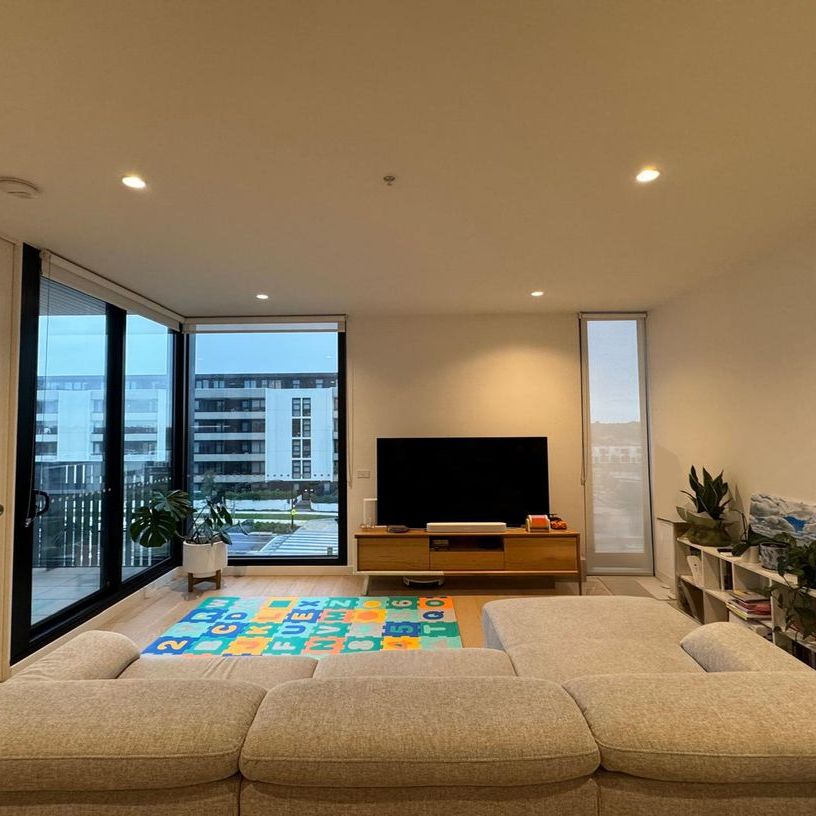 Modern Luxury Residence amongst sustainable surrounds - Photo 1