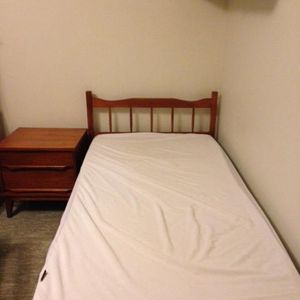 Chambre à louer pour étudiant-e seulement - Photo 2