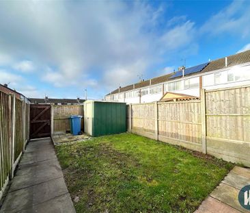 3 bedroom end of terrace house to rent - Photo 3