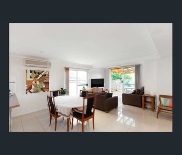 Serene Townhome with Panoramic Views, Abundant Space, and Lifestyle... - Photo 1