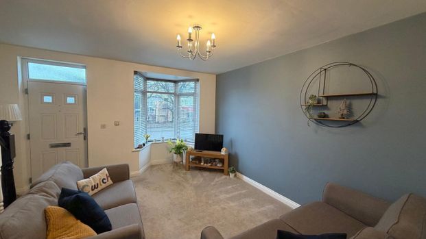 2 bedroom House To Let Total Size: 718 SQ FT - Photo 1