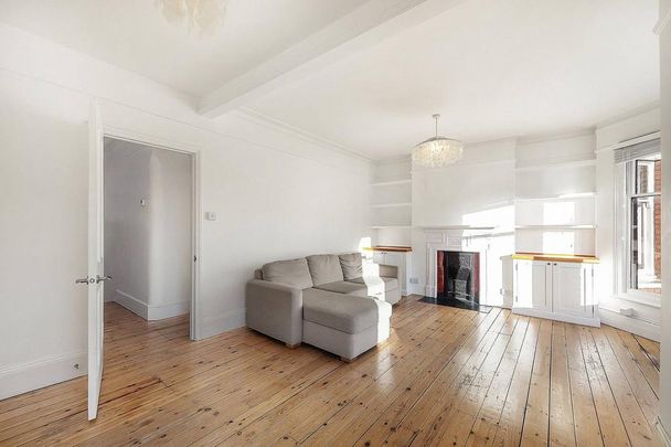 2 bedroom flat to rent - Photo 1