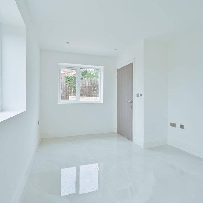 4 bedroom detached house to rent - Photo 1
