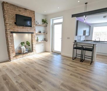 2 bedroom apartment to rent - Photo 6