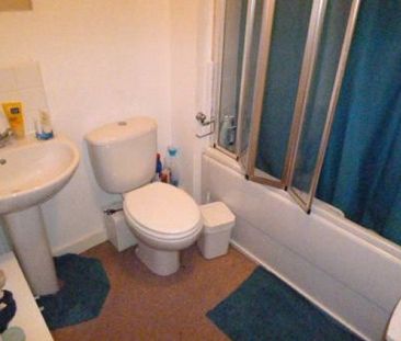 Caister Hall, Conisborough Keep, Lower Ford Street, Coventry, CV1 - Photo 4