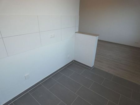 *** Charmante 2-Zi.-Whg. mit Loggia in grüner Lage! *** - Photo 3