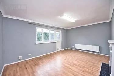 2 Bed Flat, Thorne Close, E16 - Photo 3
