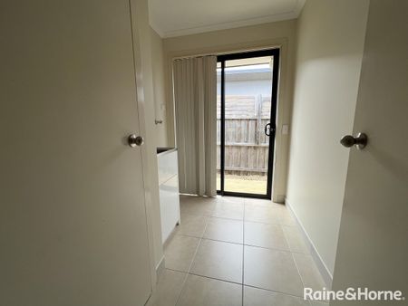 300 METRES TO OAKDOWNS CHILDCARE CENTRE - Photo 4