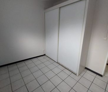 Appartement à louer, 3 pièces - Fort-de-France 97200 - Photo 1