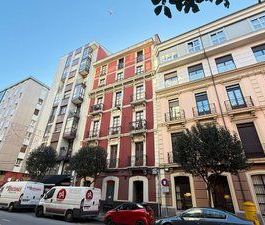 Apartamento de alquiler en Avenida Manuel Llaneza, Llano - Photo 4