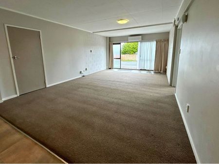 1/24 Grassways Avenue, Pakuranga heights - Photo 4