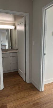 1BD 1BA, BBQ Area, Quartz countertops - Photo 1