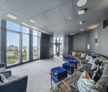 River Park Towe, London SW8 - Photo 2