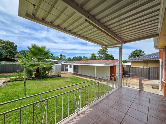 Hidden Gem in the Heart of Leonay - Photo 1