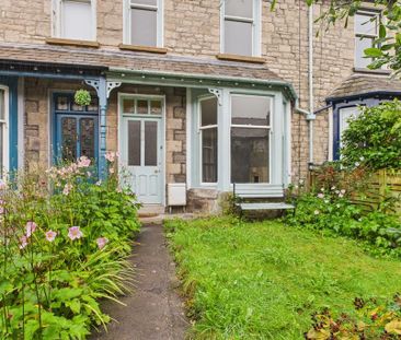 3 bedroom terraced house to rent - Photo 6