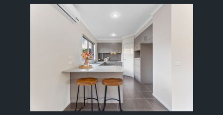 Lifestyle and Location - Photo 2