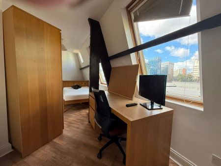 3 bedroom apartment to rent - Photo 4