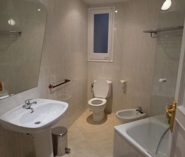 Carrer de la Indústria, Barcelona, Catalonia 08025 - Photo 4