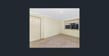 Light-Filled Family Home in a Convenient Location - Photo 4