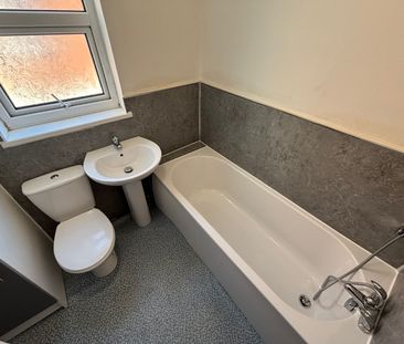 3 bedroom house to rent - Photo 2