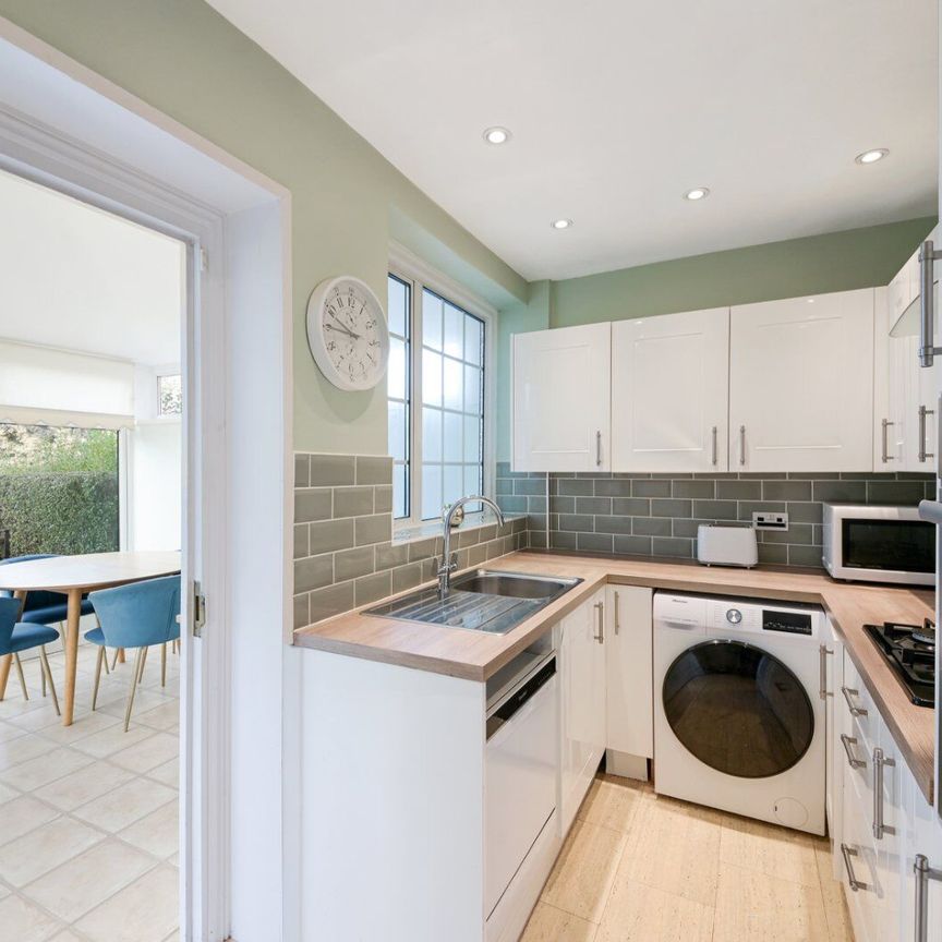 Abbotsbury Road, Morden, SM4 - Photo 1