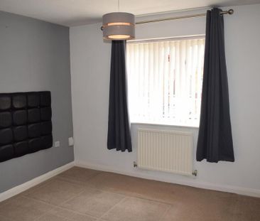 2 bedroom semi-detached house to rent - Photo 3