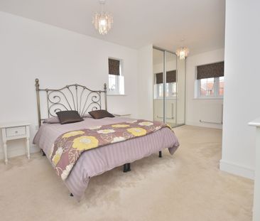 3 Bedroom Detached House To Rent - Photo 4