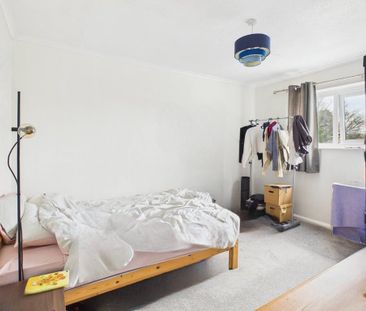 3 bedroom apartment to rent - Photo 3