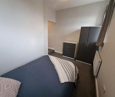 Room 3, 1 Carr View Avenue, Balby - Photo 3