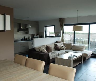 Appartement te huur - foto 1