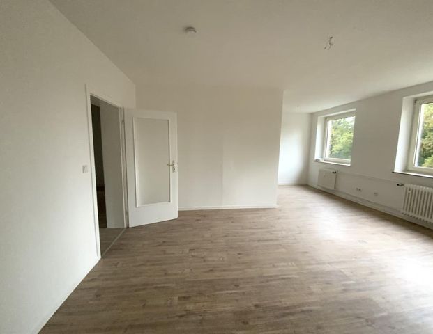 Offene Wohnküche: 3-Zimmer-Wohnung am Malvenweg frei! - Foto 1