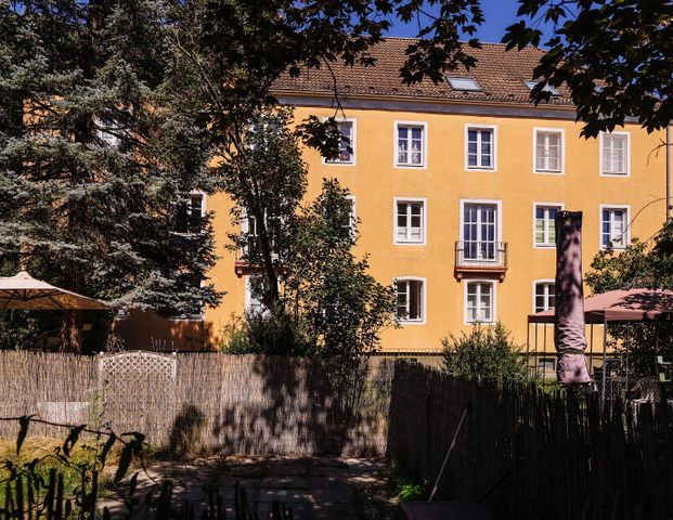 4-Zimmer-Wohnung in der Stadtmitte // 2.OG rechts - Foto 1