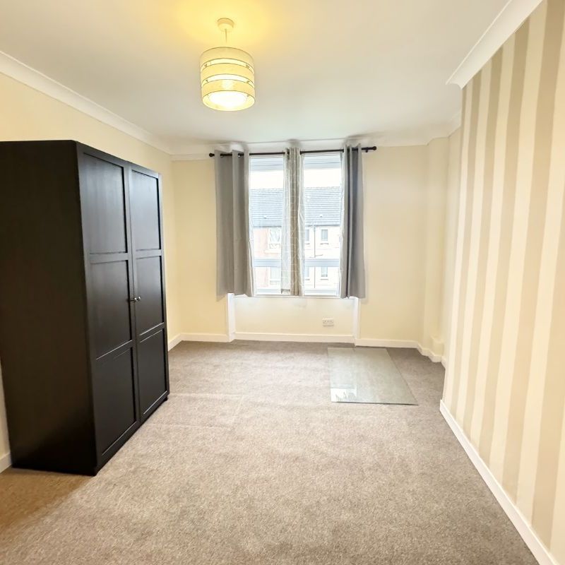 2 Bed, Flat - Photo 1