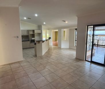 2477, Toowoomba - Photo 3