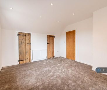 3 bedroom detached house to rent - Photo 6