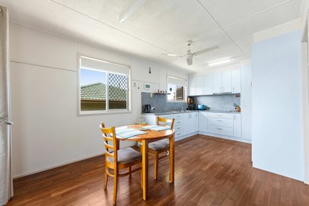 28 Dalgleish Street, South Toowoomba - Photo 5