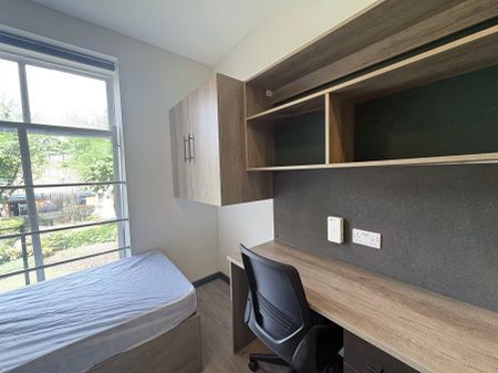 Deluxe Ensuite - Photo 4