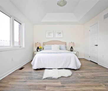 For Lease - 16 Casely Avenue, Richmond Hill, Ontario - Photo 2